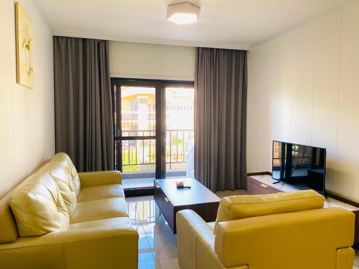Phoenix Apartment By Link Kigali Buitenkant foto