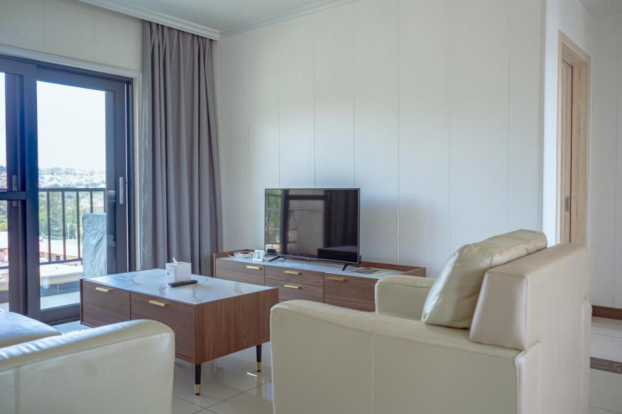 Phoenix Apartment By Link Kigali Buitenkant foto