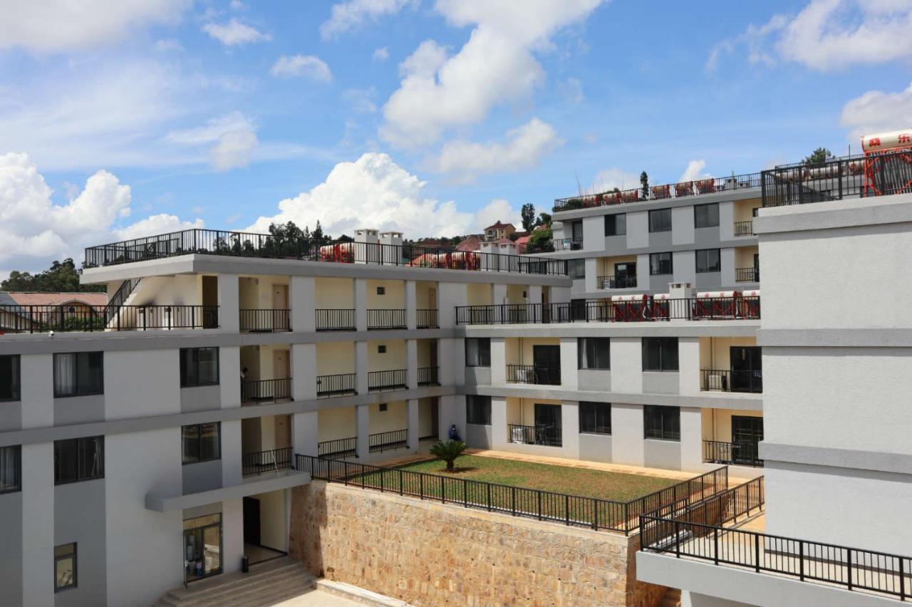 Phoenix Apartment By Link Kigali Buitenkant foto